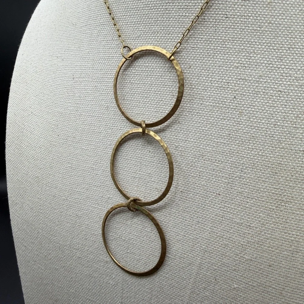 N/A sleek gold